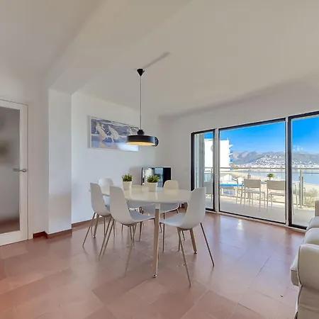 Apartamento Rhodas *